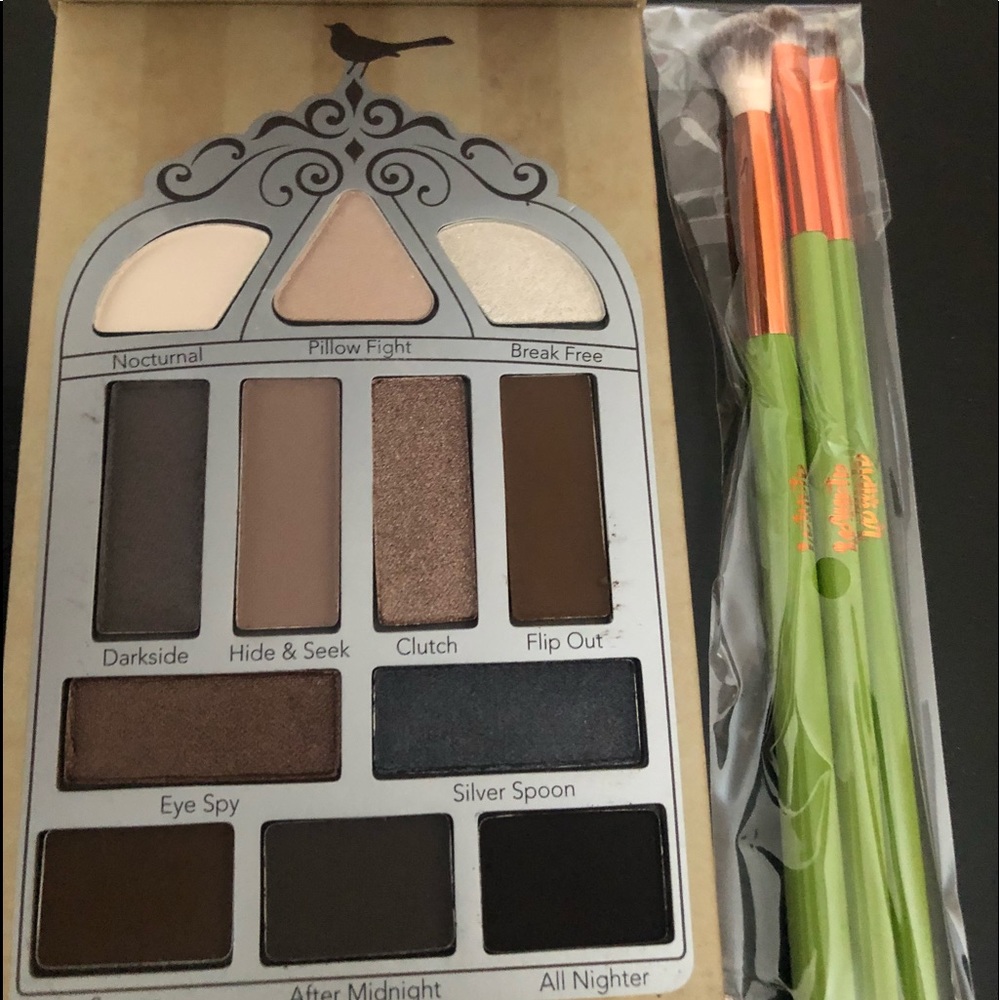 Pretty vulgar eyeshadow pallet